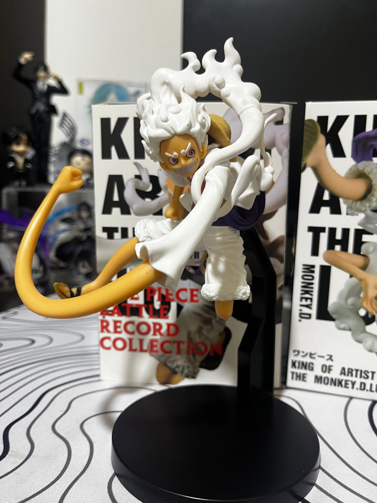 Monkey D. Luffy (Gear 5) set - figure