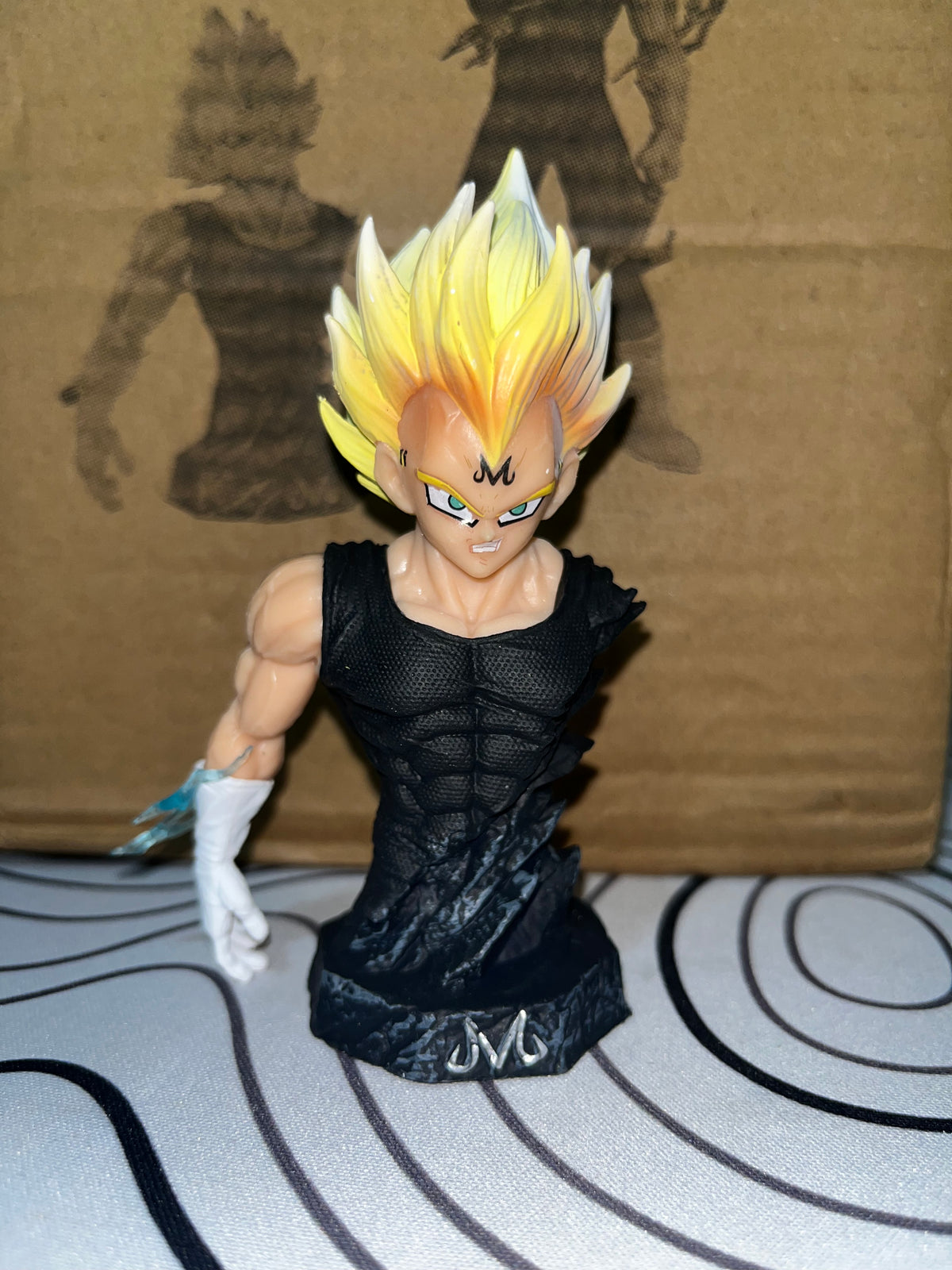 Majin Vegeta – Statue & Bust Set
